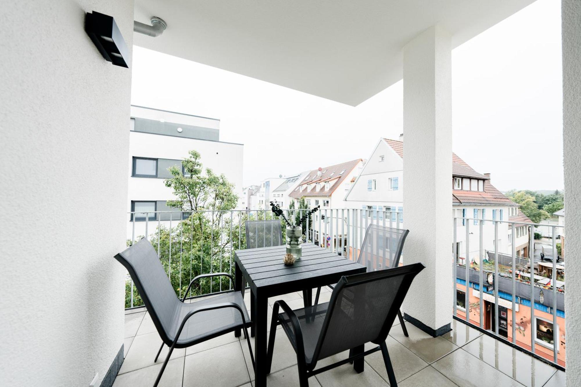 Kocasa-apartments 02, Design, City-center Boeblingen, Stellplatz, Balkon, Waipu-tv Apartment Boeblingen
