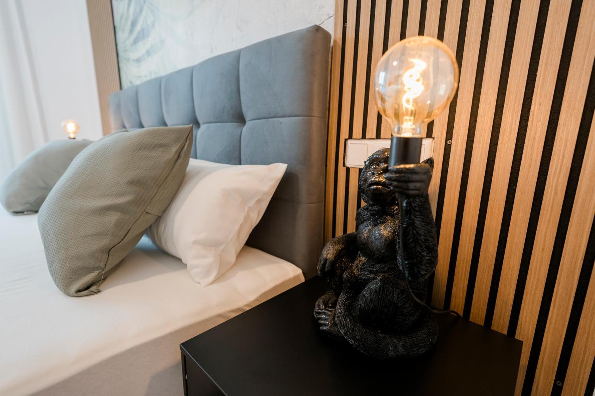 Kocasa-apartments 02, Design, City-center Boeblingen, Stellplatz, Balkon, Waipu-tv *